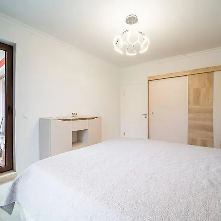 Grand Karavel Top Center Lux Apartment Varna Exterior photo